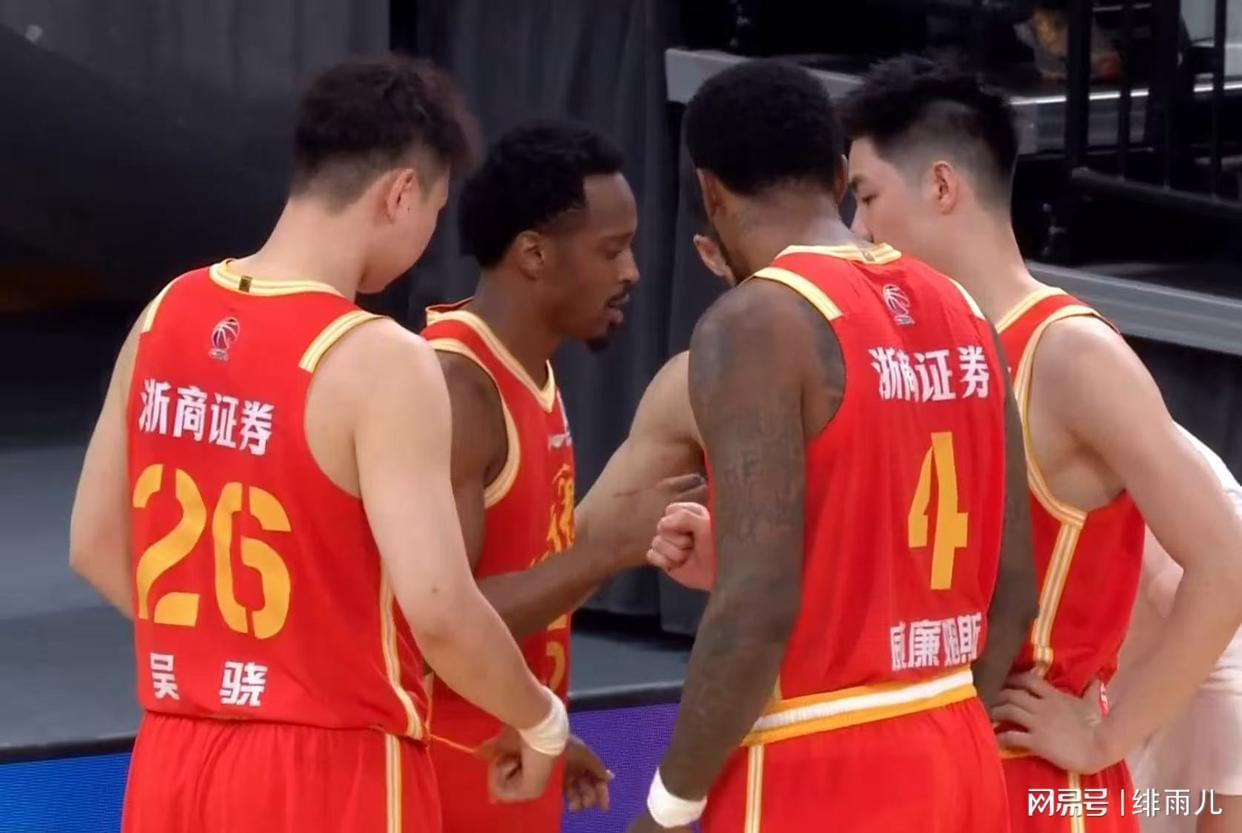 华体会官网入口-逼走布朗？广厦男篮被曝欲扶正孙铭徽，广东队迎来挖角机会！
